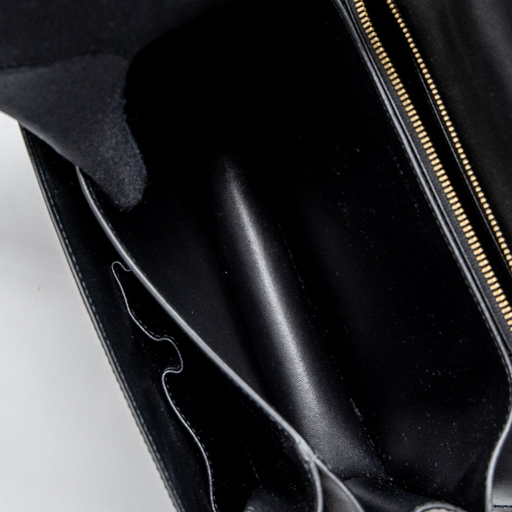celine-medium-classic-box-calfskin-black-ghw