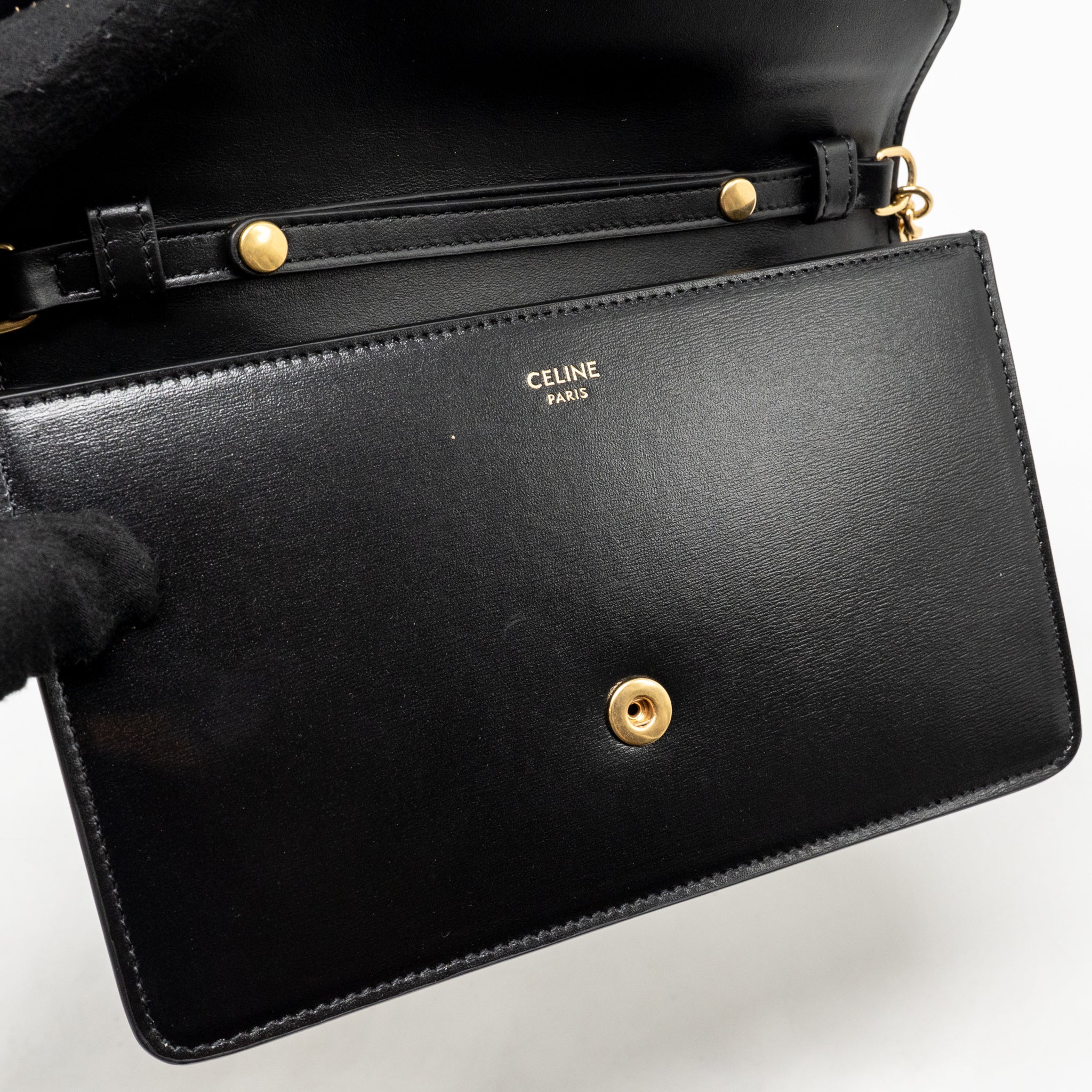 celine-wallet-on-chain-margo-calfskin-black-ghw