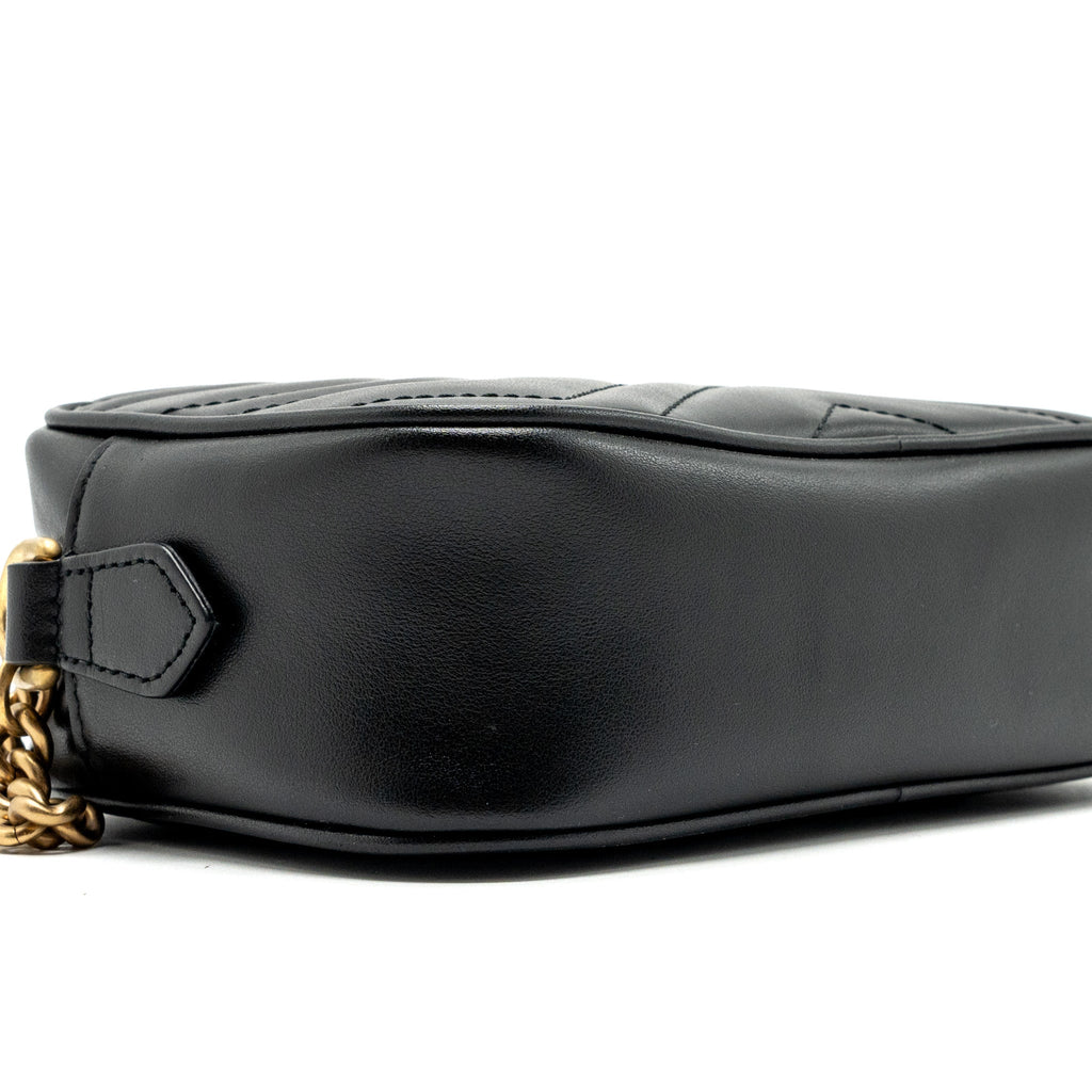 gucci-gg-marmont-matelasse-mini-bag-calfskin-black-ghw-1