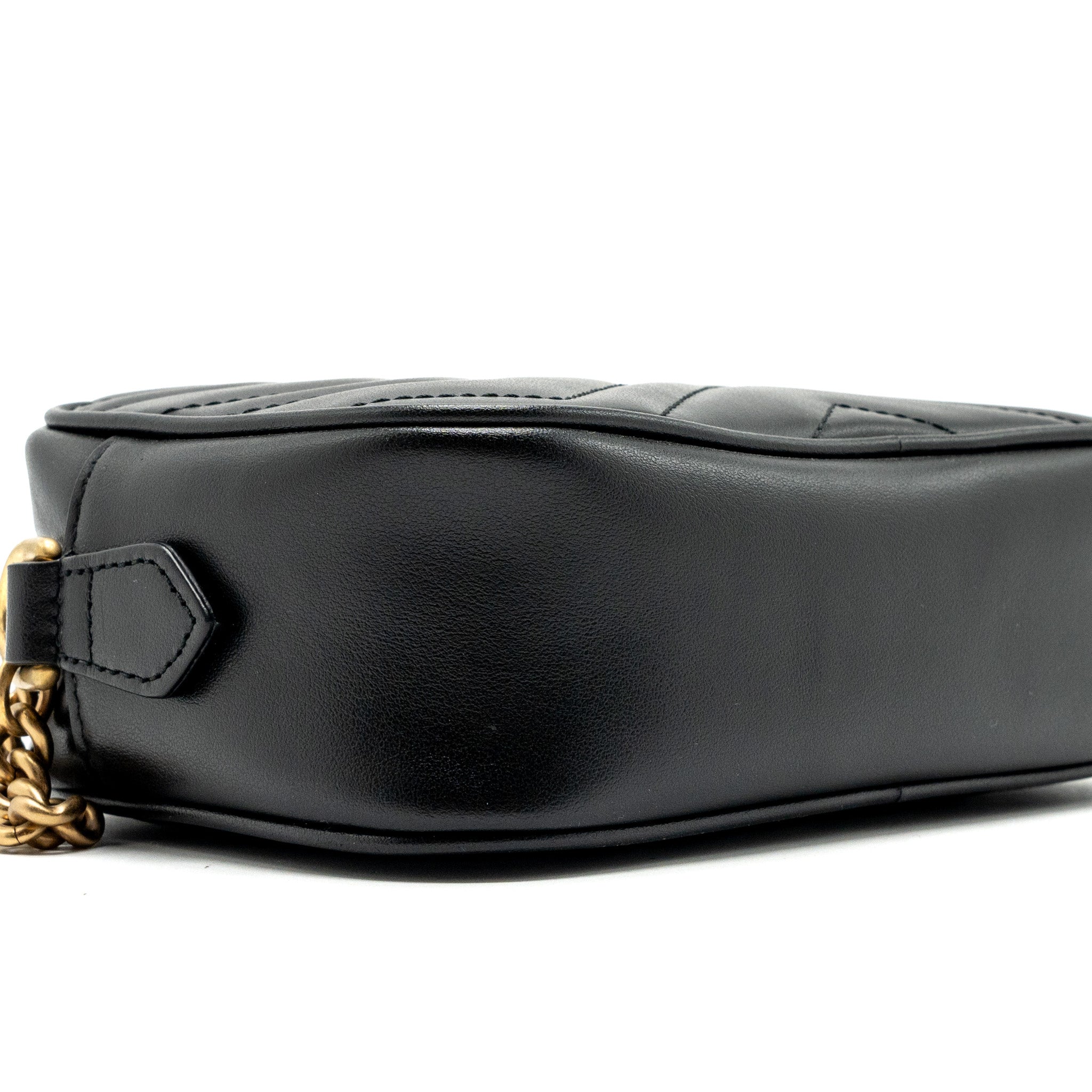 gucci-gg-marmont-matelasse-mini-bag-calfskin-black-ghw-1