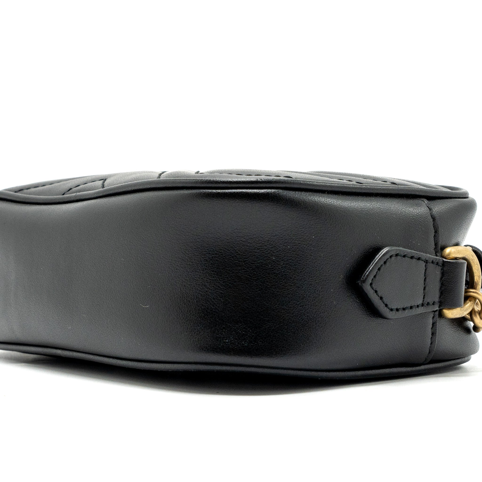 gucci-gg-marmont-matelasse-mini-bag-calfskin-black-ghw-1