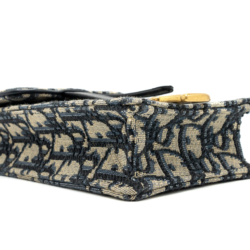 dior-saddle-phone-pouch-dior-oblique-jacquard-blue-ghw