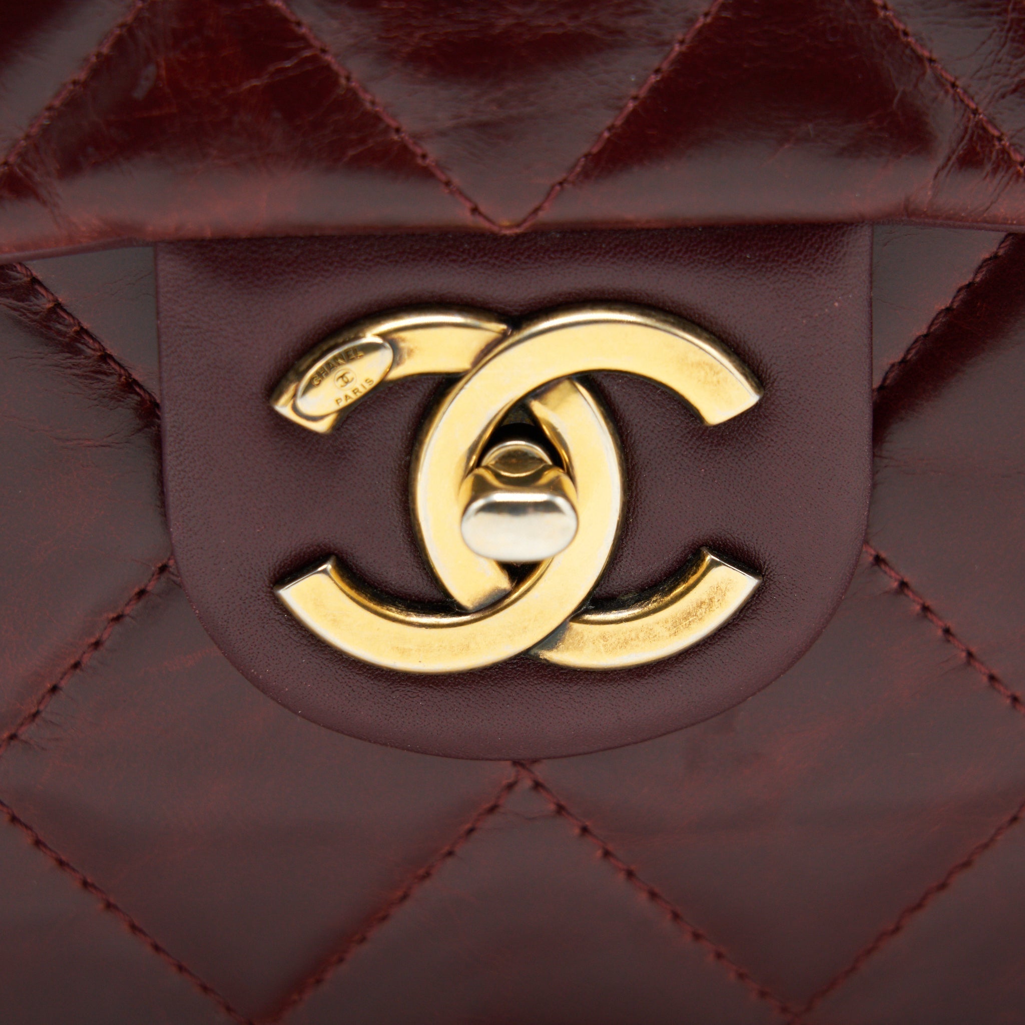 chanel-quilted-shoulder-flap-bag-red-ghw
