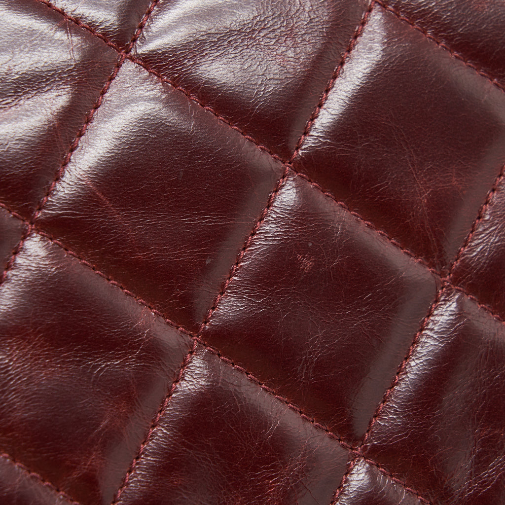 chanel-quilted-shoulder-flap-bag-red-ghw