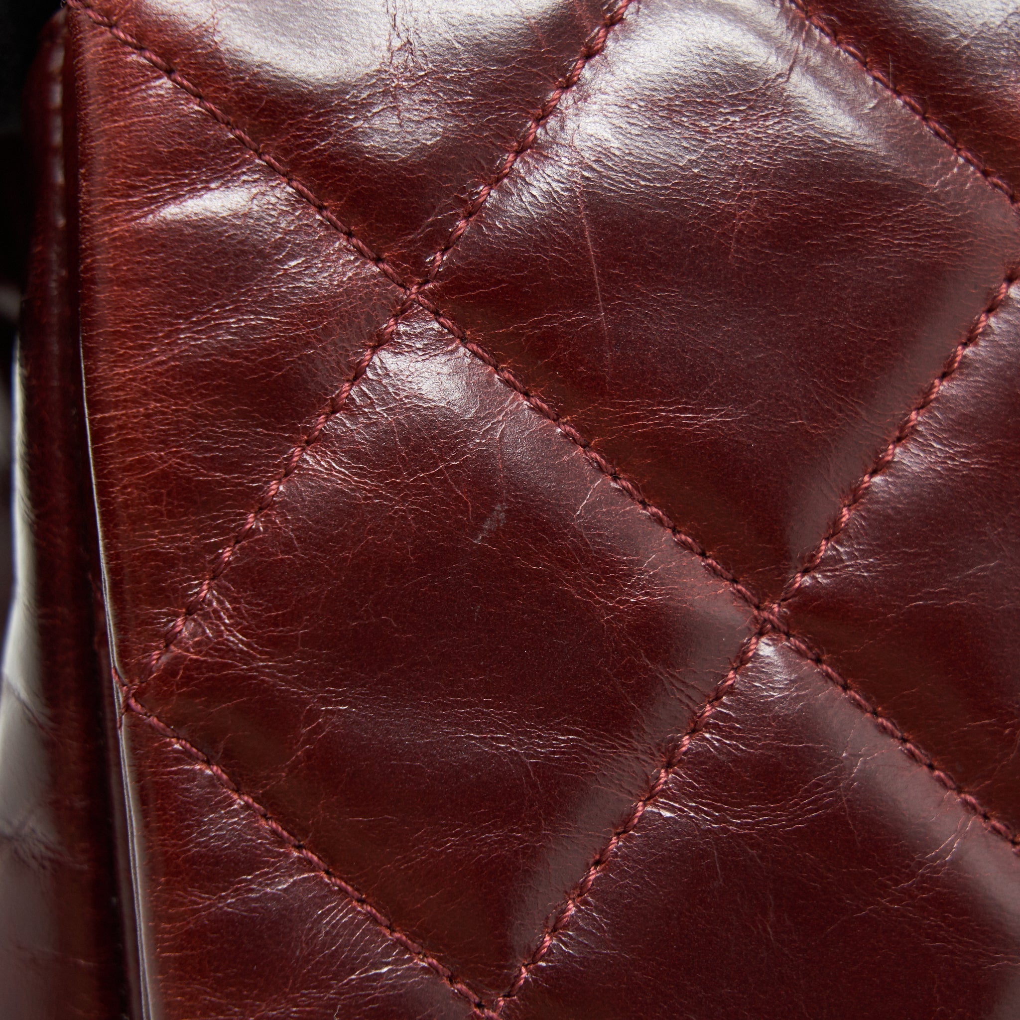 chanel-quilted-shoulder-flap-bag-red-ghw