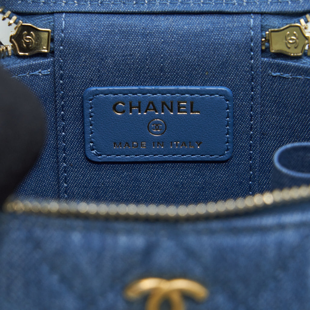 chanel-22c-pearl-crush-mini-vanity-with-chain-denim-blue-ghw