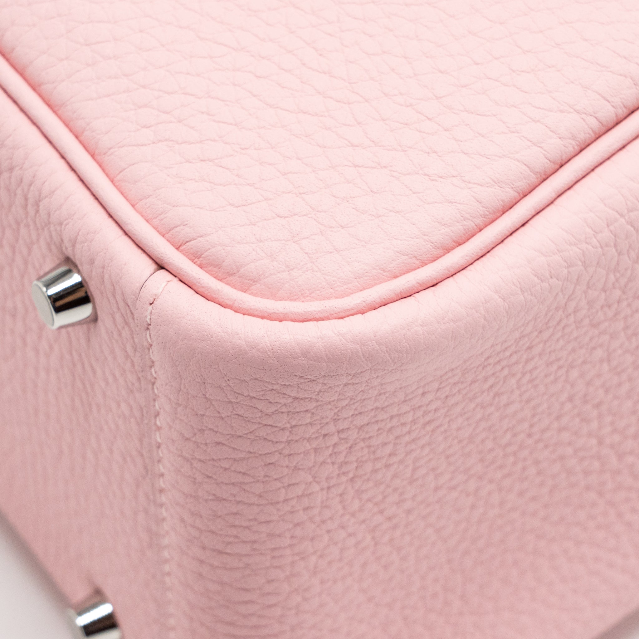 hermes-mini-lindy-ii-clemence-3q-rose-sakura-shw-stamp-k