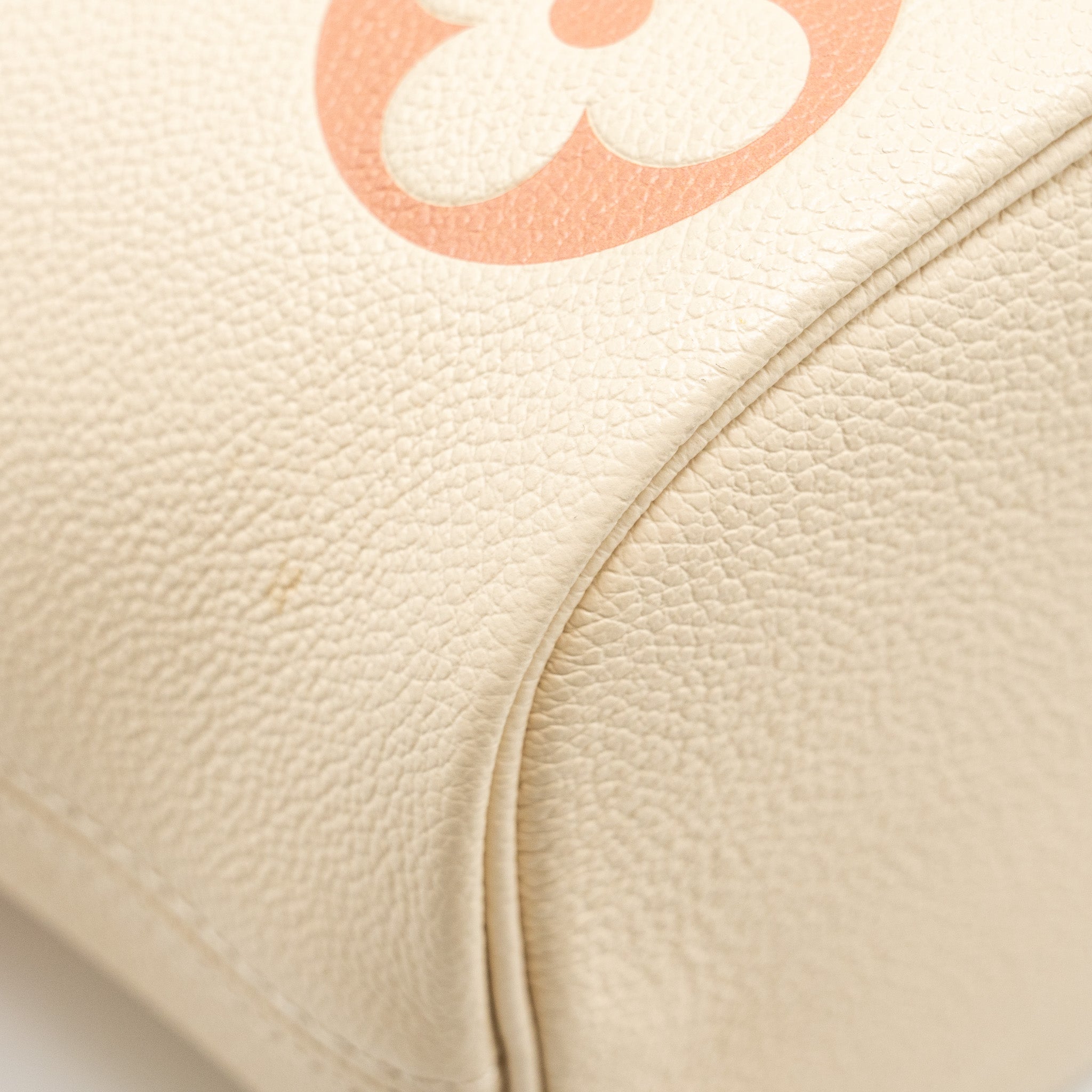 louis-vuitton-neverfull-mm-monogram-empreinte-creme-rose-trianon-ghw-1