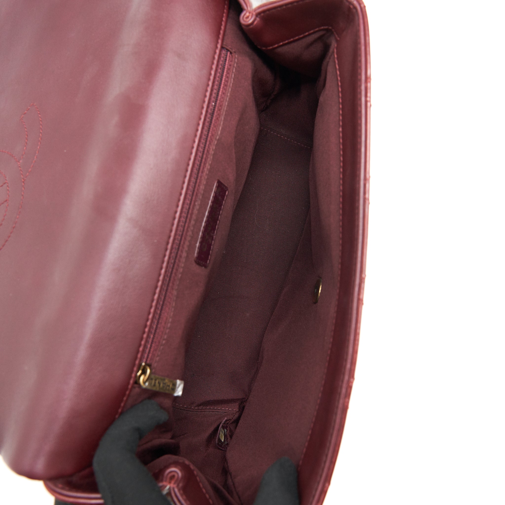 chanel-quilted-shoulder-flap-bag-red-ghw