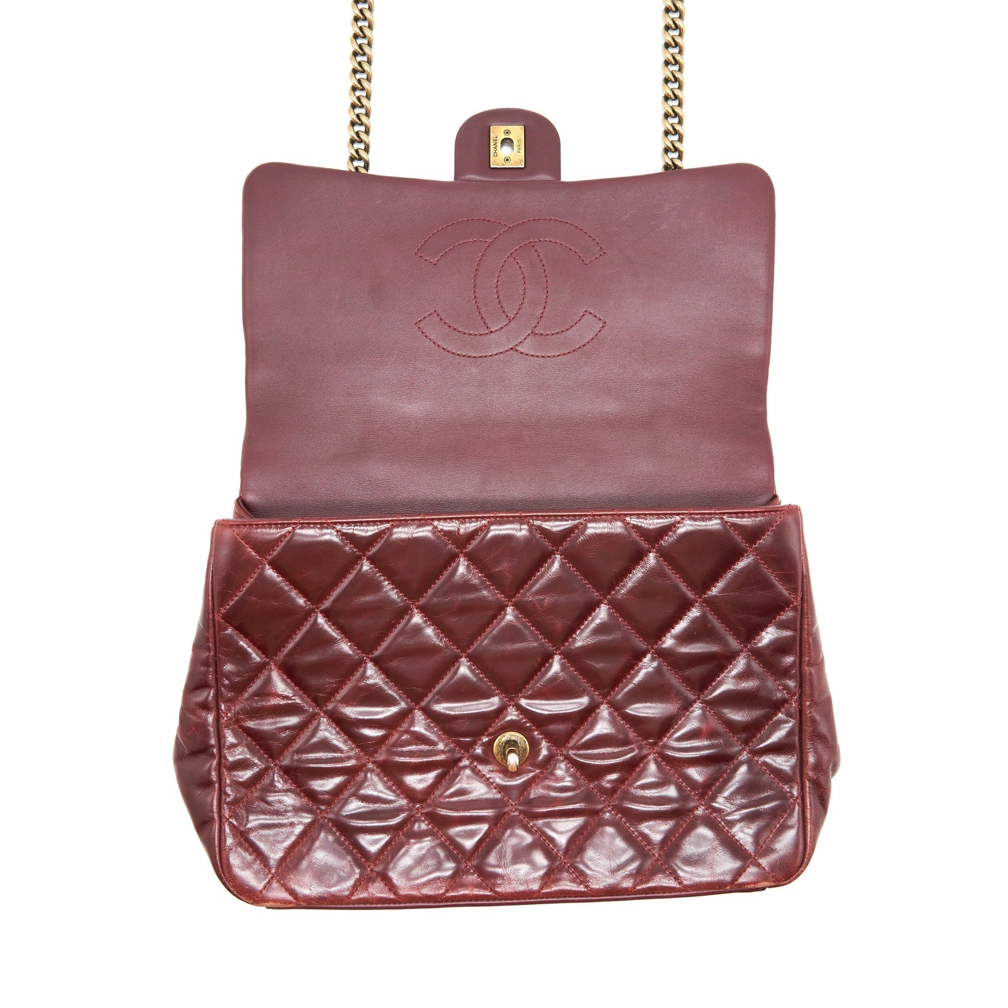 chanel-quilted-shoulder-flap-bag-red-ghw