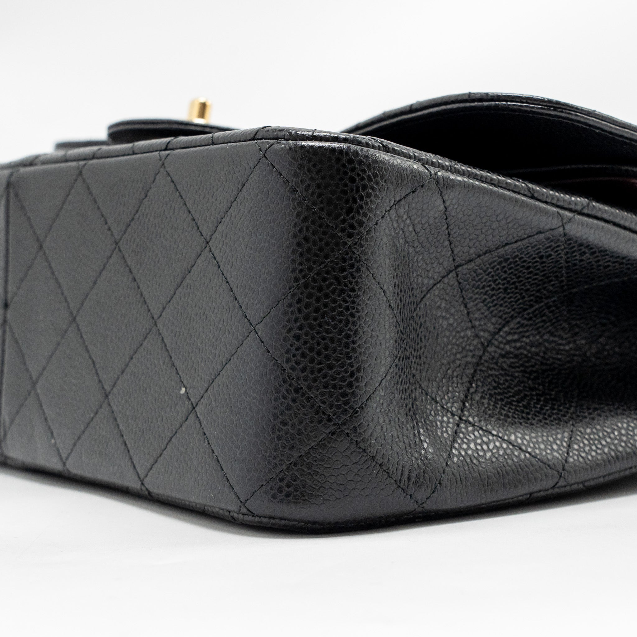 chanel-jumbo-classic-double-flap-bag-caviar-black-ghw-11
