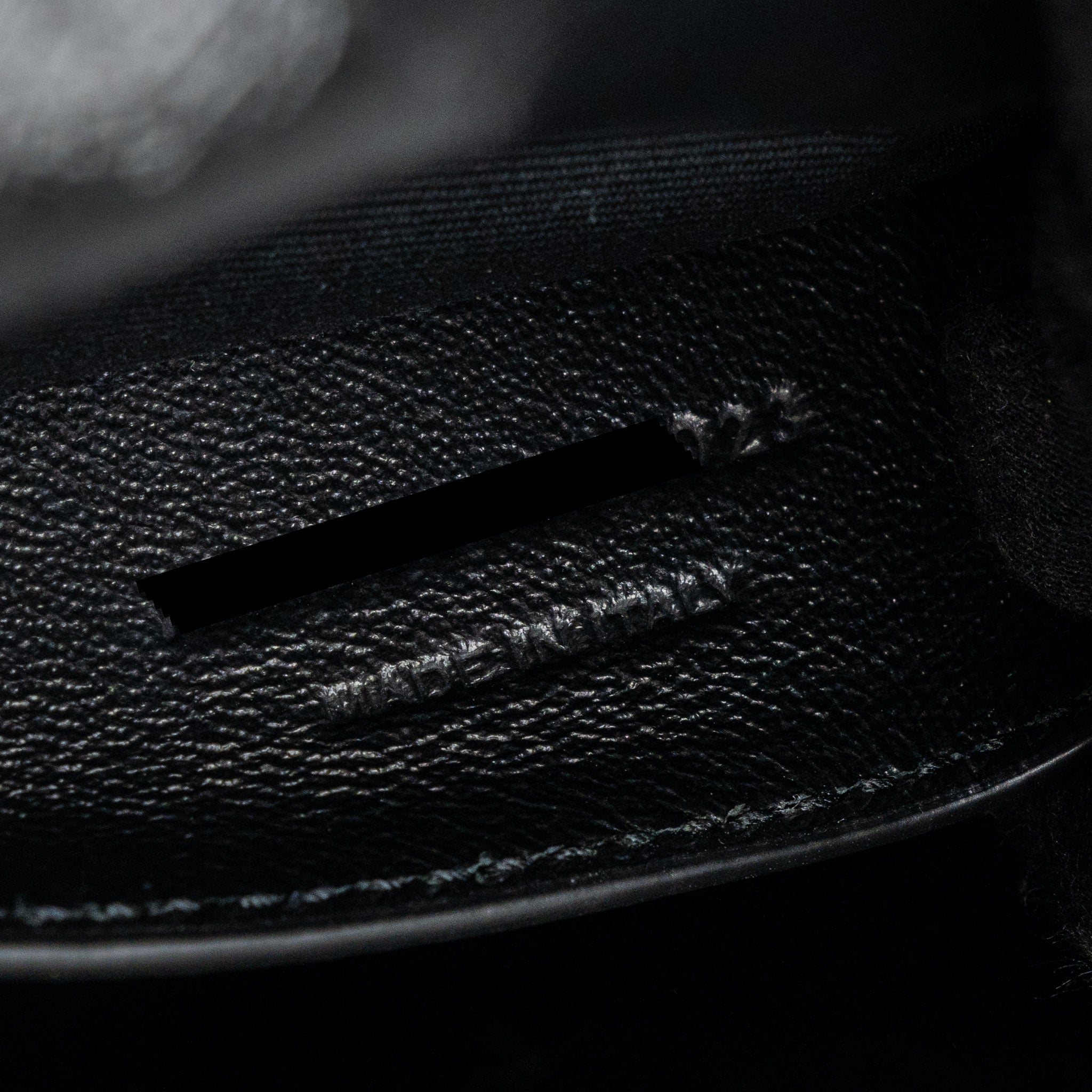 saint-laurent-niki-baby-leather-black-black-shw