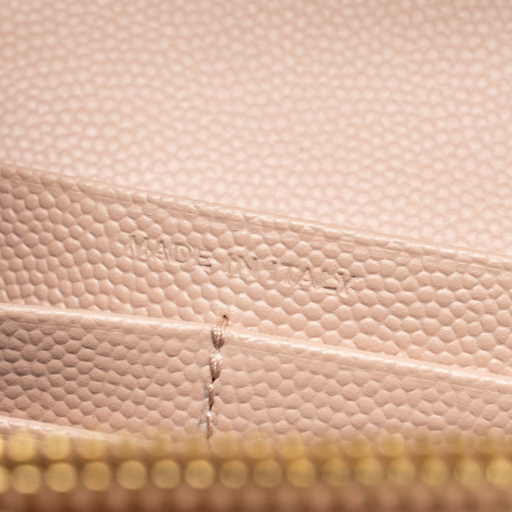 saint-laurent-ysl-matelasse-chain-wallet-grained-calfskin-pale-blush-ghw