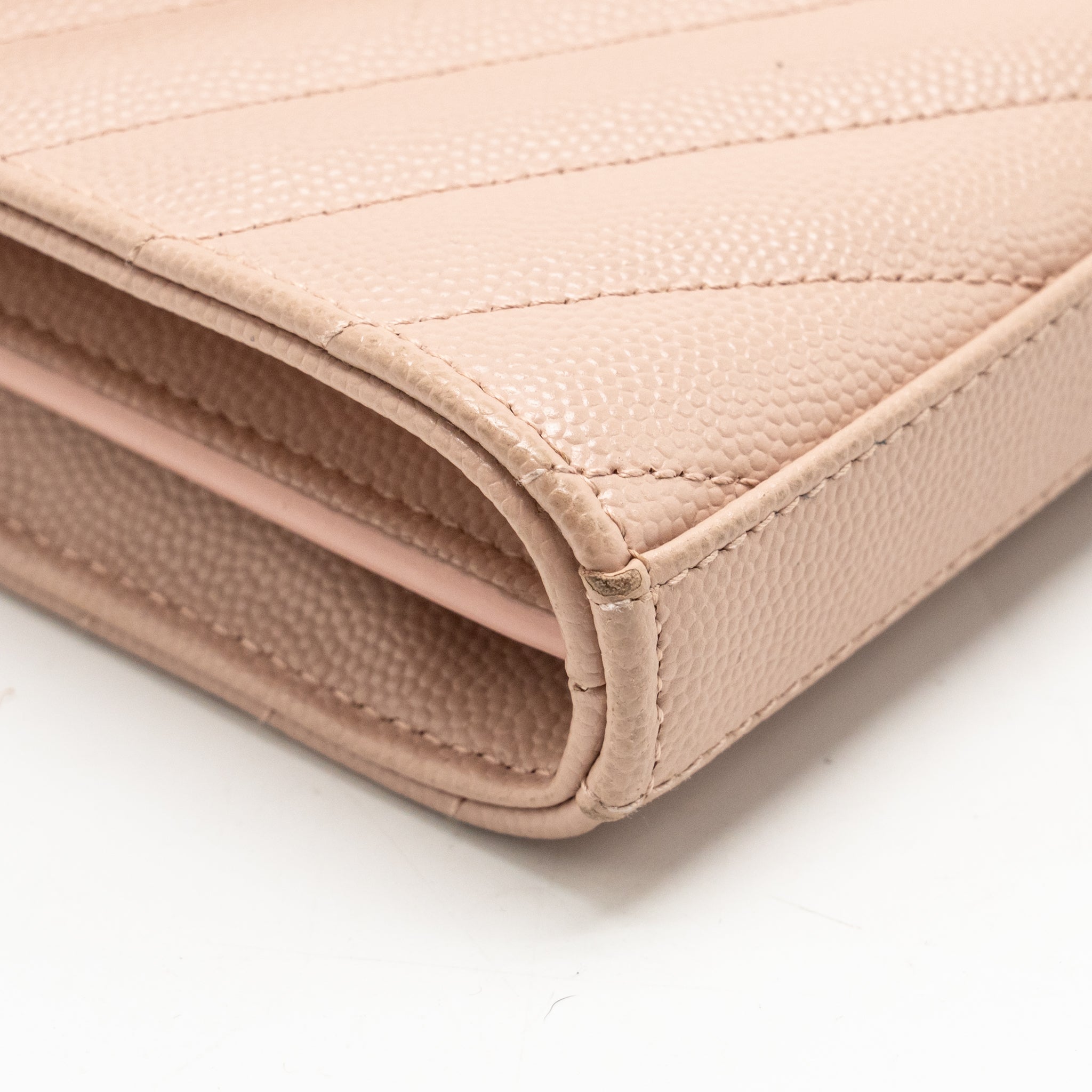 saint-laurent-ysl-matelasse-chain-wallet-grained-calfskin-pale-blush-ghw