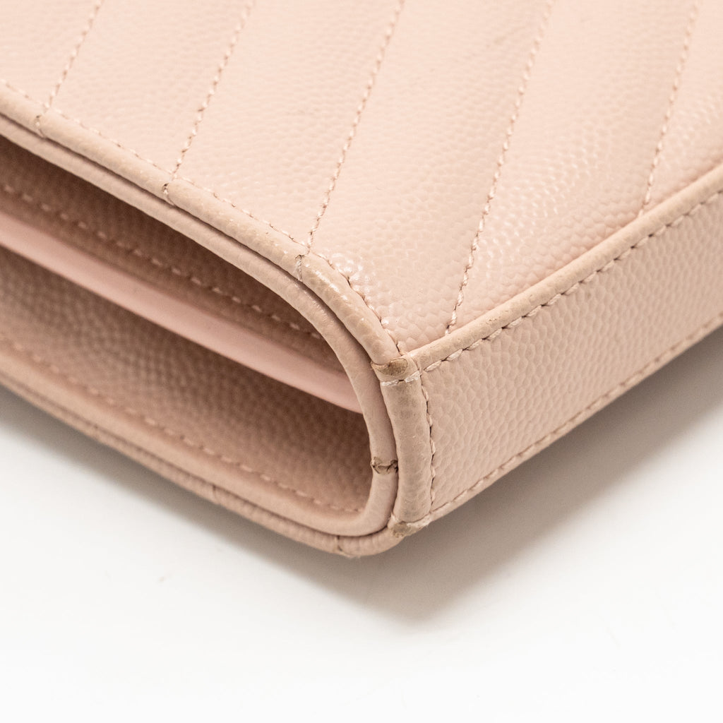saint-laurent-ysl-matelasse-chain-wallet-grained-calfskin-pale-blush-ghw