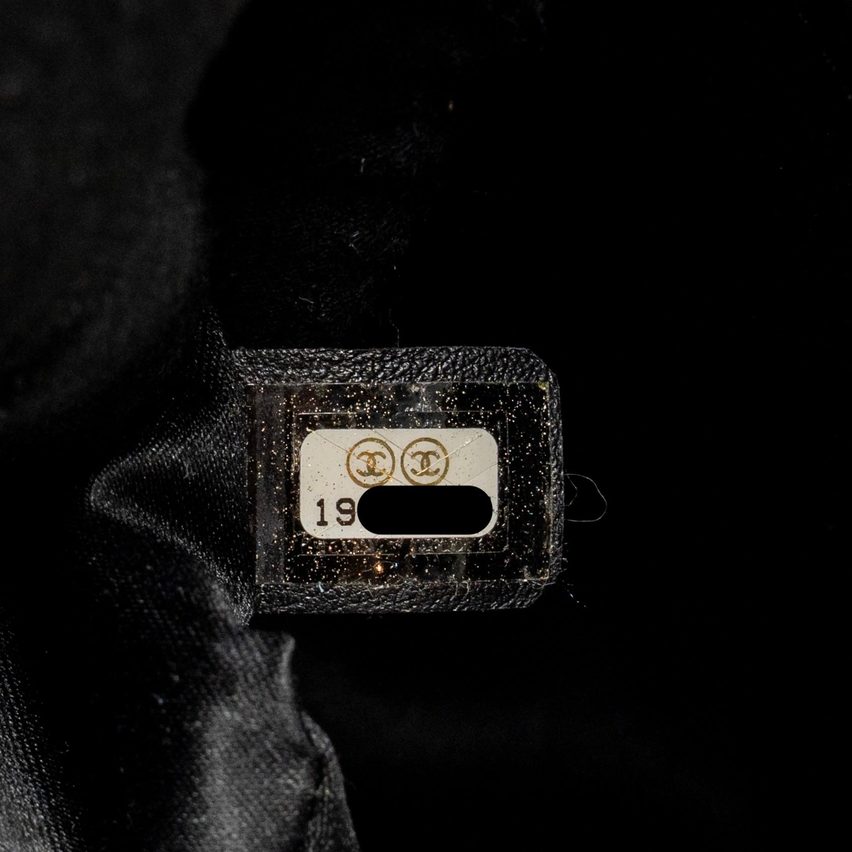 chanel-grand-shopping-tote-gst-caviar-black-ghw-3