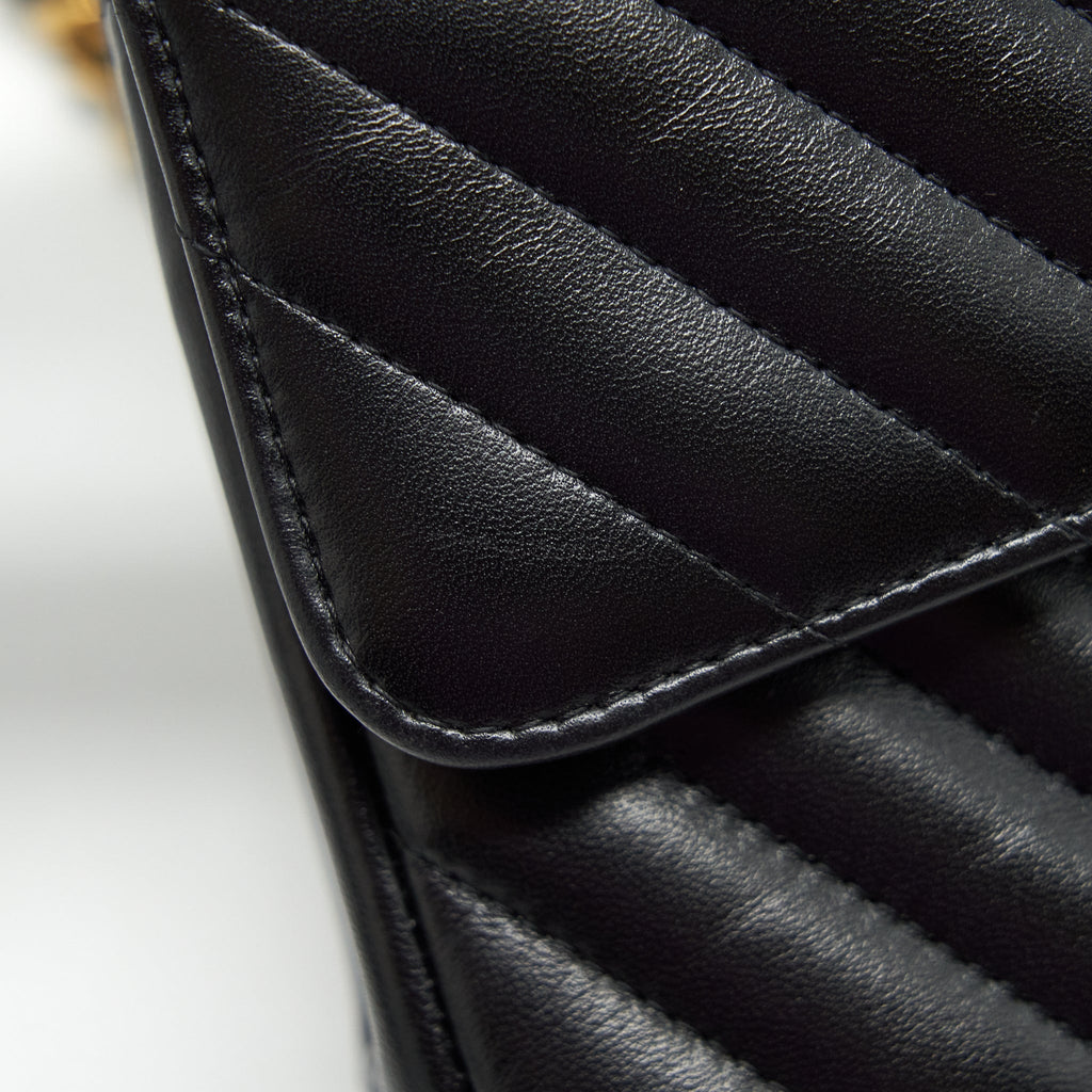 chanel-small-classic-double-flap-bag-chevron-lambskin-black-ghw
