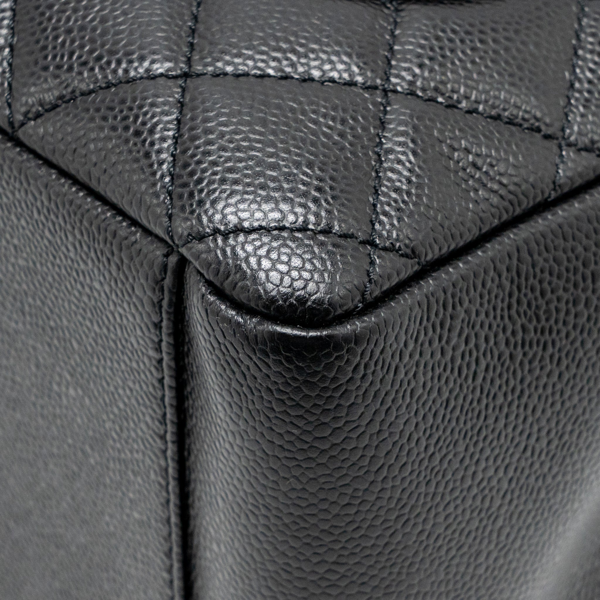 chanel-grand-shopping-tote-caviar-black-shw-3