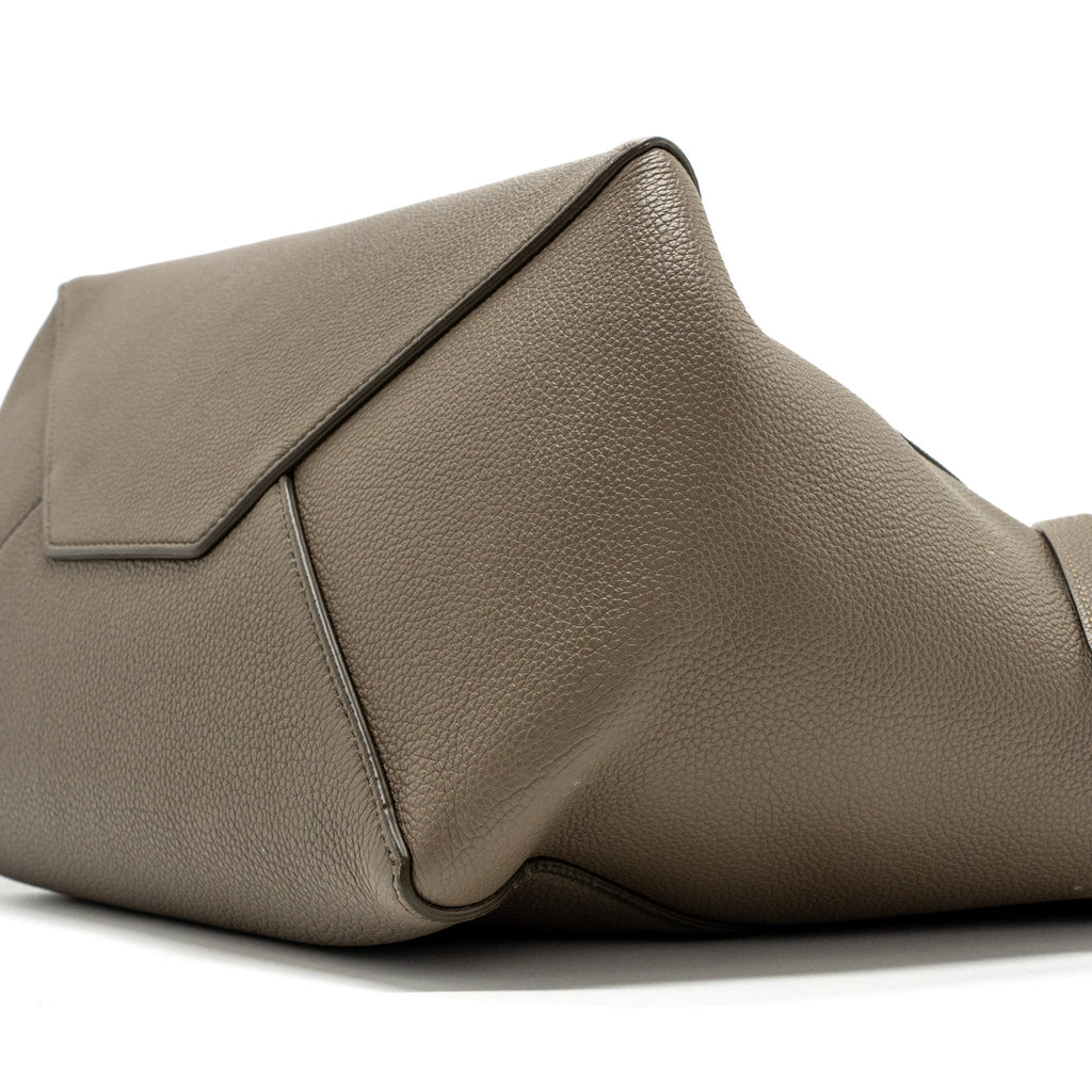 celine-small-cabas-phantom-bag-grained-calfskin-taupe-ghw