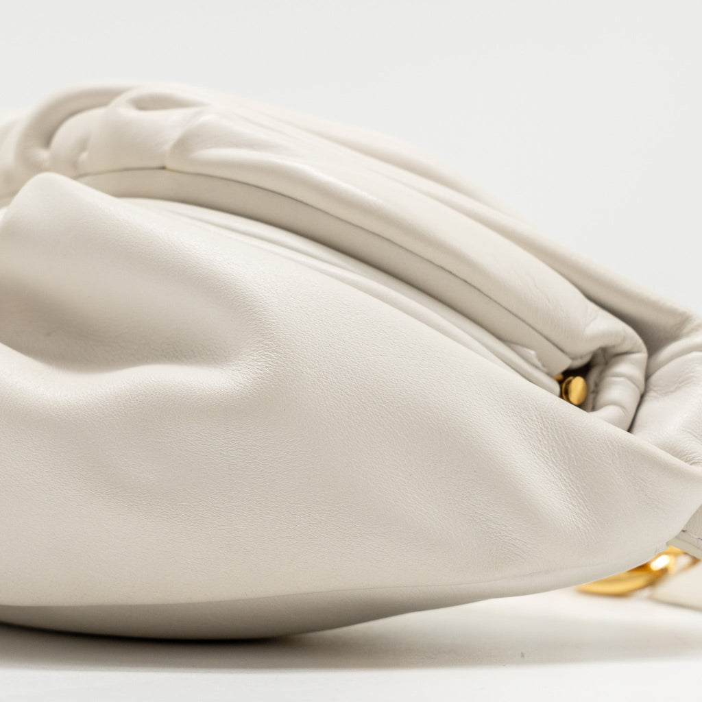 bottega-veneta-the-belt-chain-pouch-bag-calfskin-white-ghw