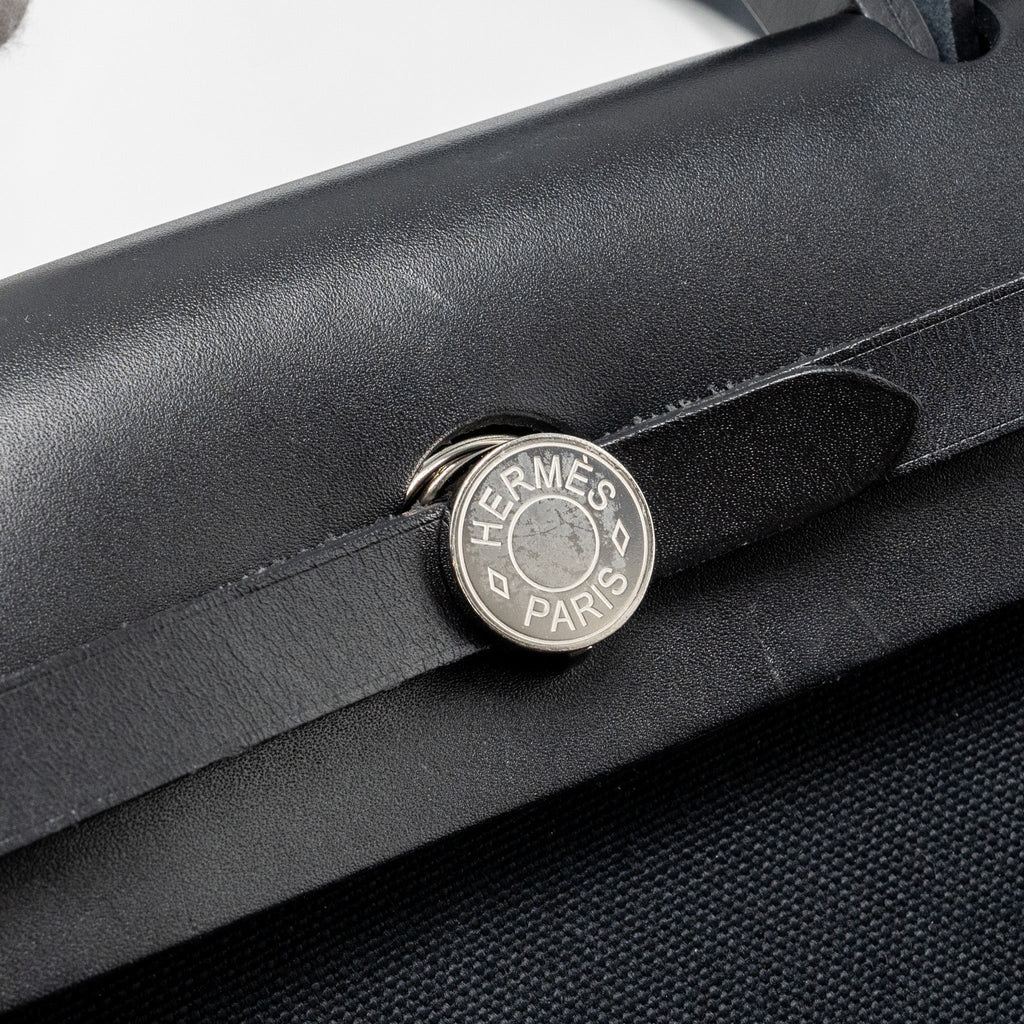 hermes-herbag-31-zip-bag-canvas-hunter-black-shw-stamp-b