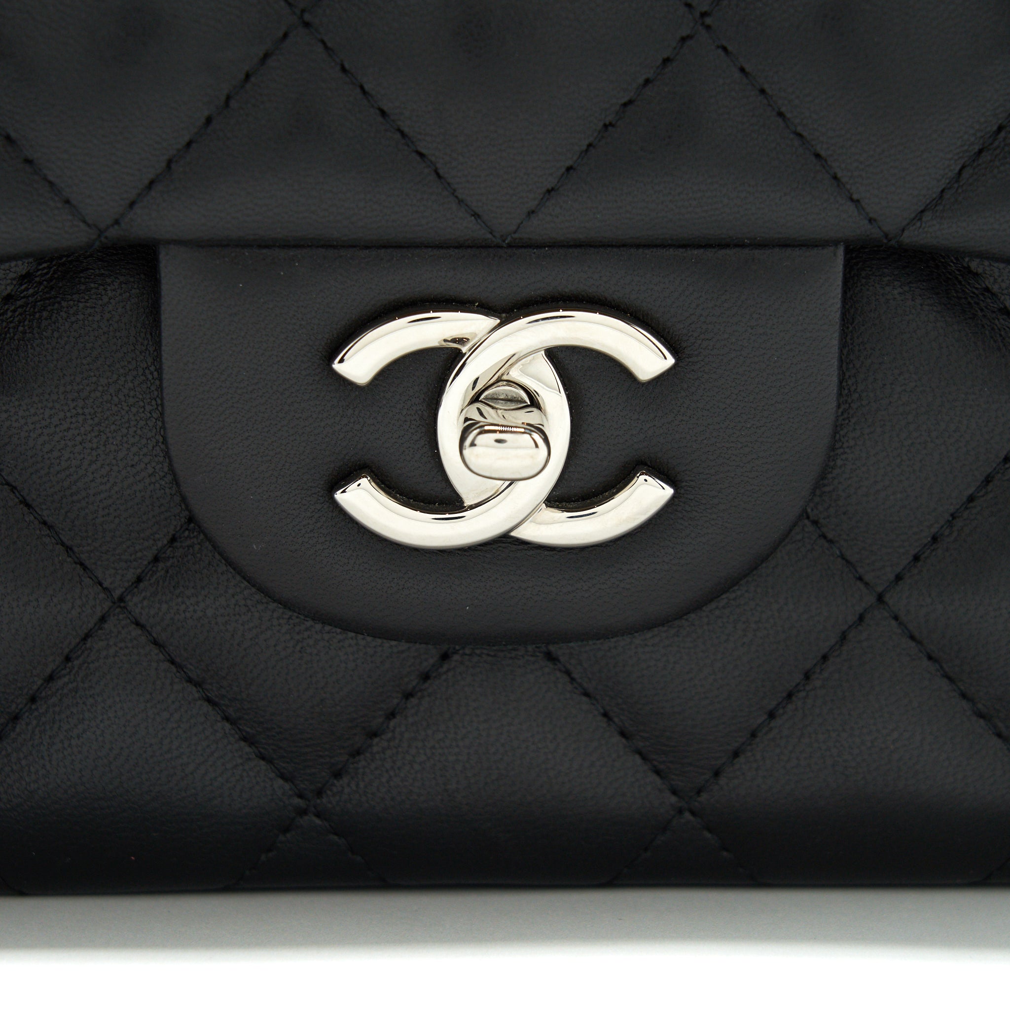 chanel-classic-jumbo-double-flap-bag-lambskin-black-shw