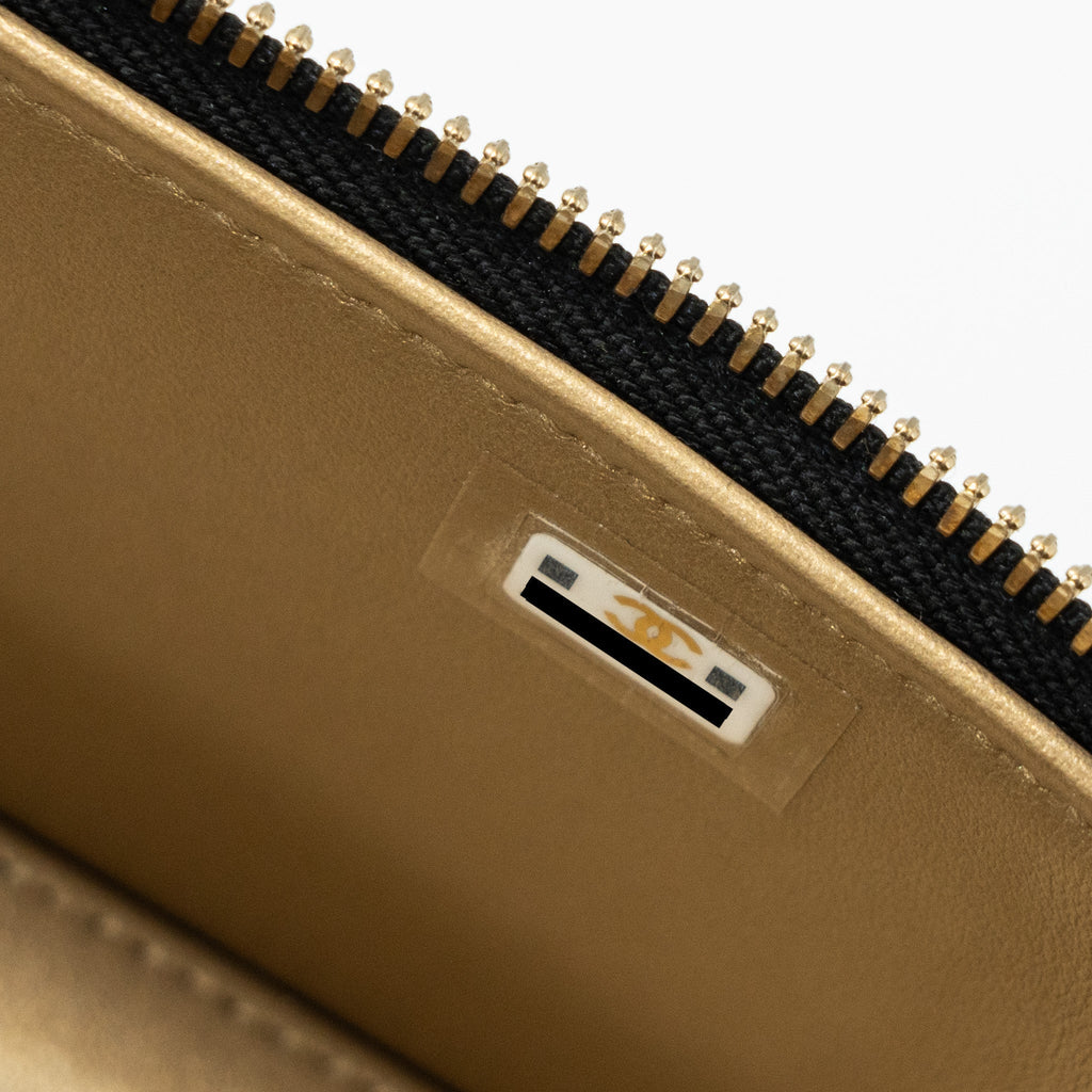 chanel-pearl-crush-long-vanity-lambskin-black-ghw-microchip-1