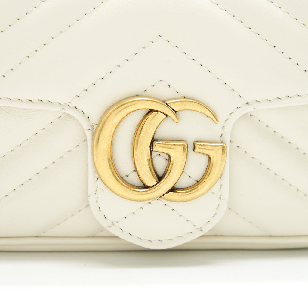 gucci-gg-marmont-super-mini-bag-in-white