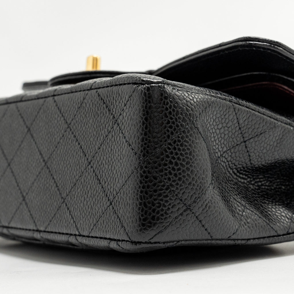 chanel-small-classic-double-flap-bag-caviar-black-ghw-microchip-copy