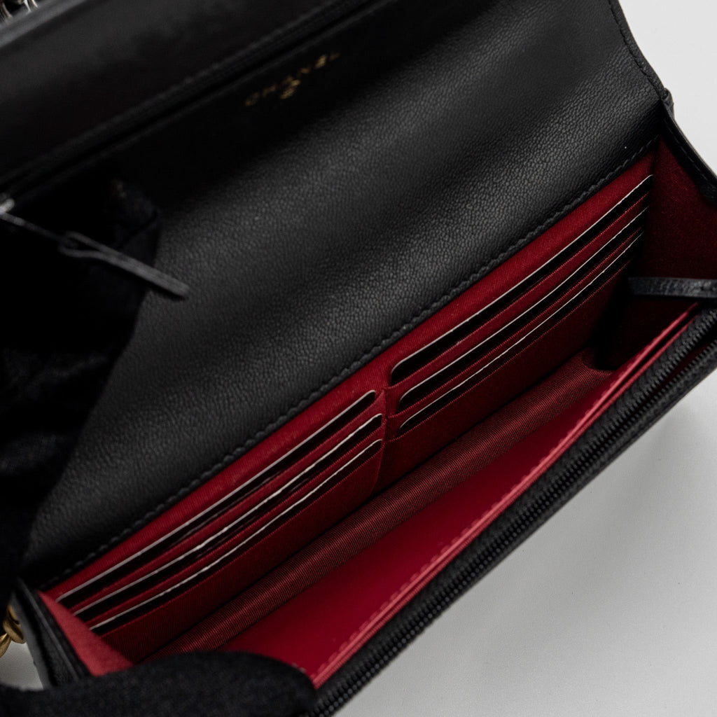 chanel-19-wallet-on-chain-lambskin-black-multicolor-hardware