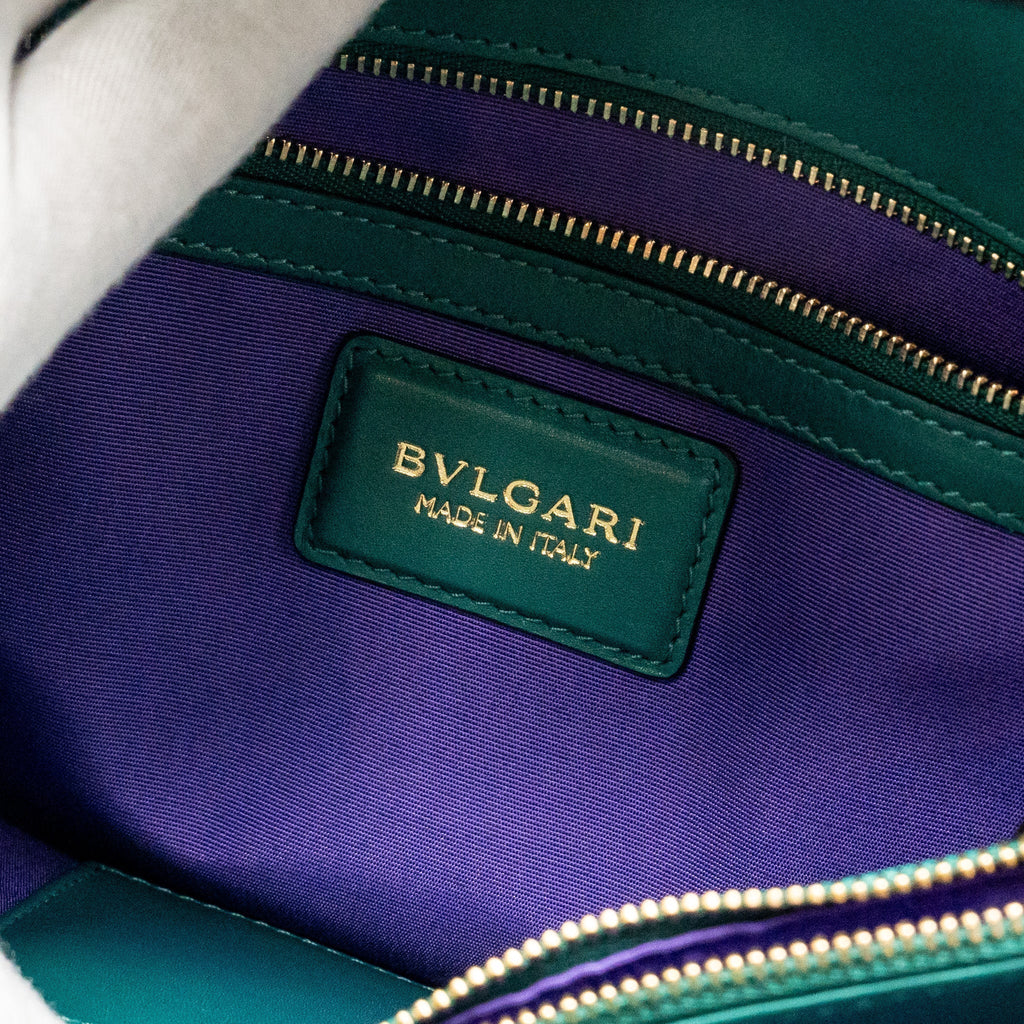 bvlgari-serpenti-forever-shoulder-bag-calfskin-green-lghw-2