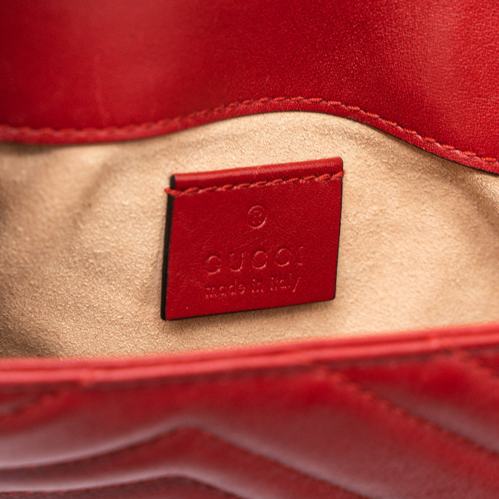 gucci-gg-marmont-super-mini-bag-matelasse-red-brushed-ghw