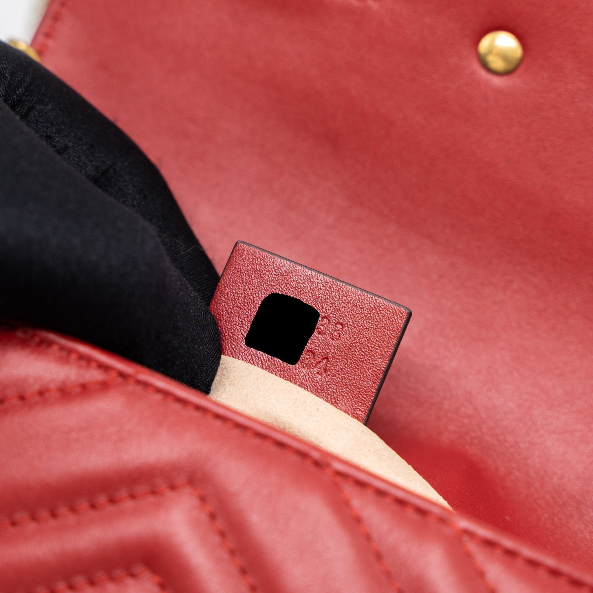 gucci-gg-marmont-super-mini-bag-matelasse-red-brushed-ghw