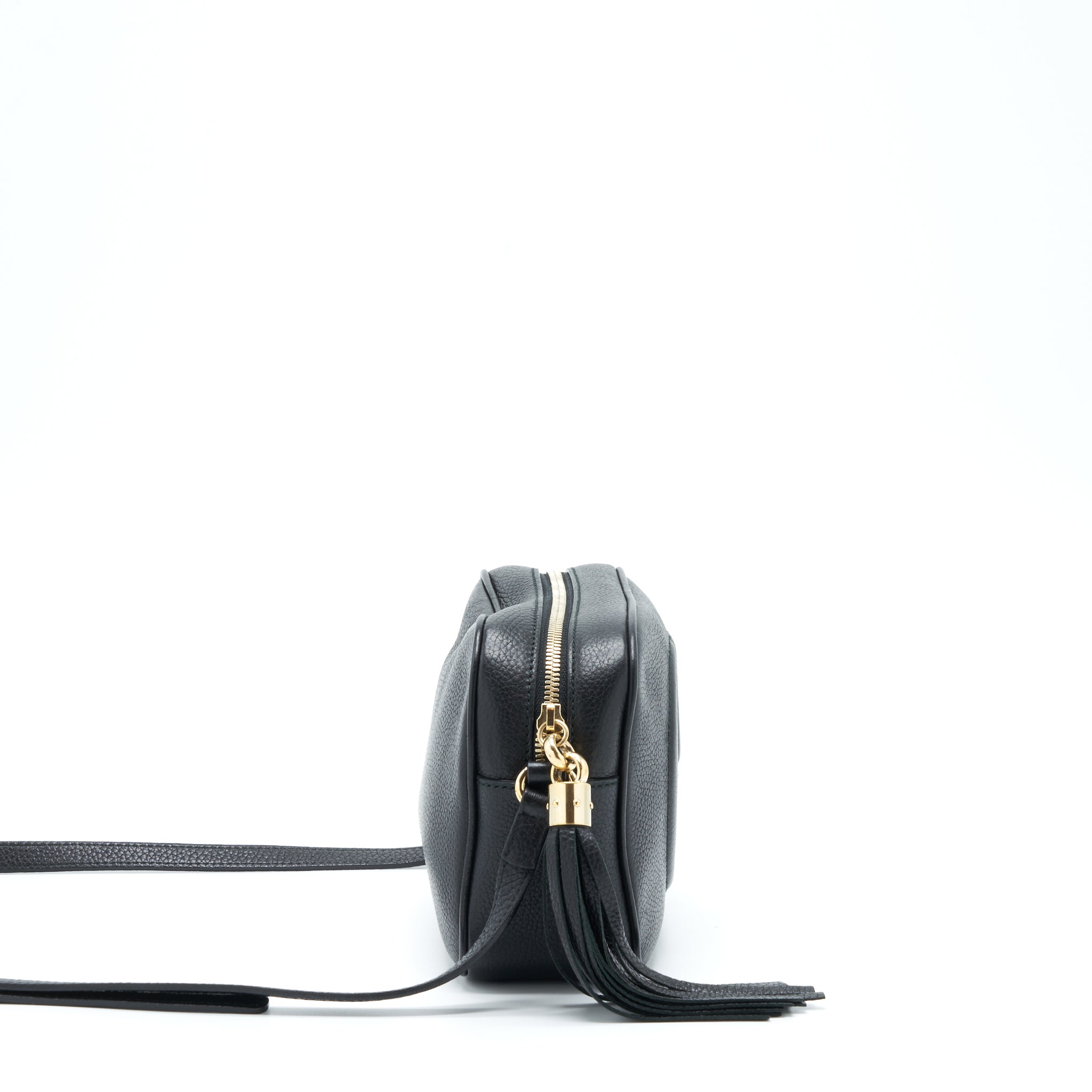 gucci-disco-camera-bag-calfskin-black-lghw