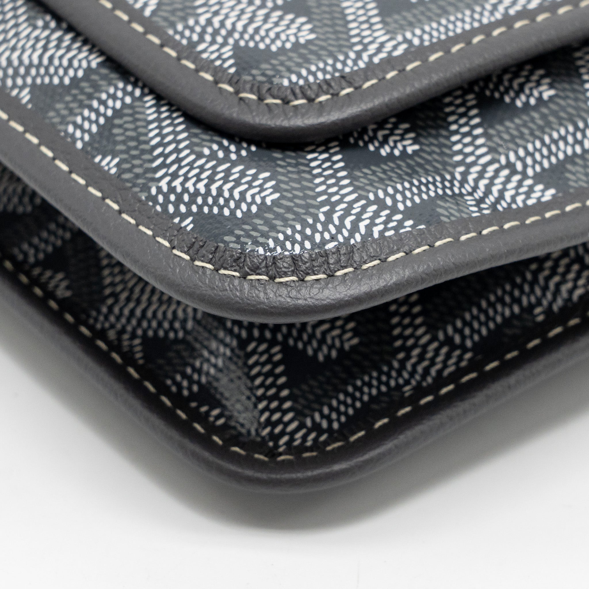 goyard-portefeuille-pochette-plumet-goyardline-canvas-calfskin-grey-shw