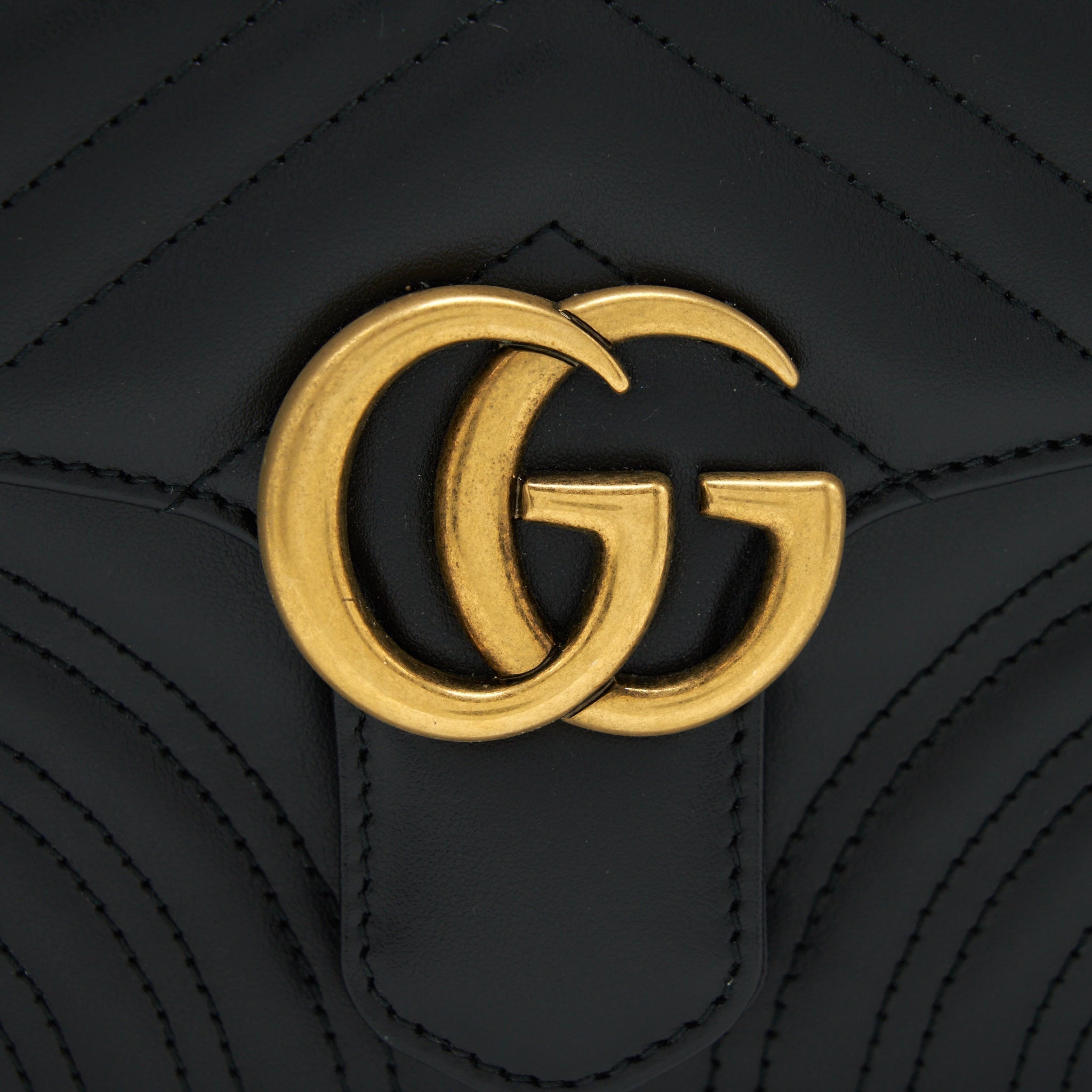 gucci-gg-marmont-mini-top-handle-bag-black-ghw