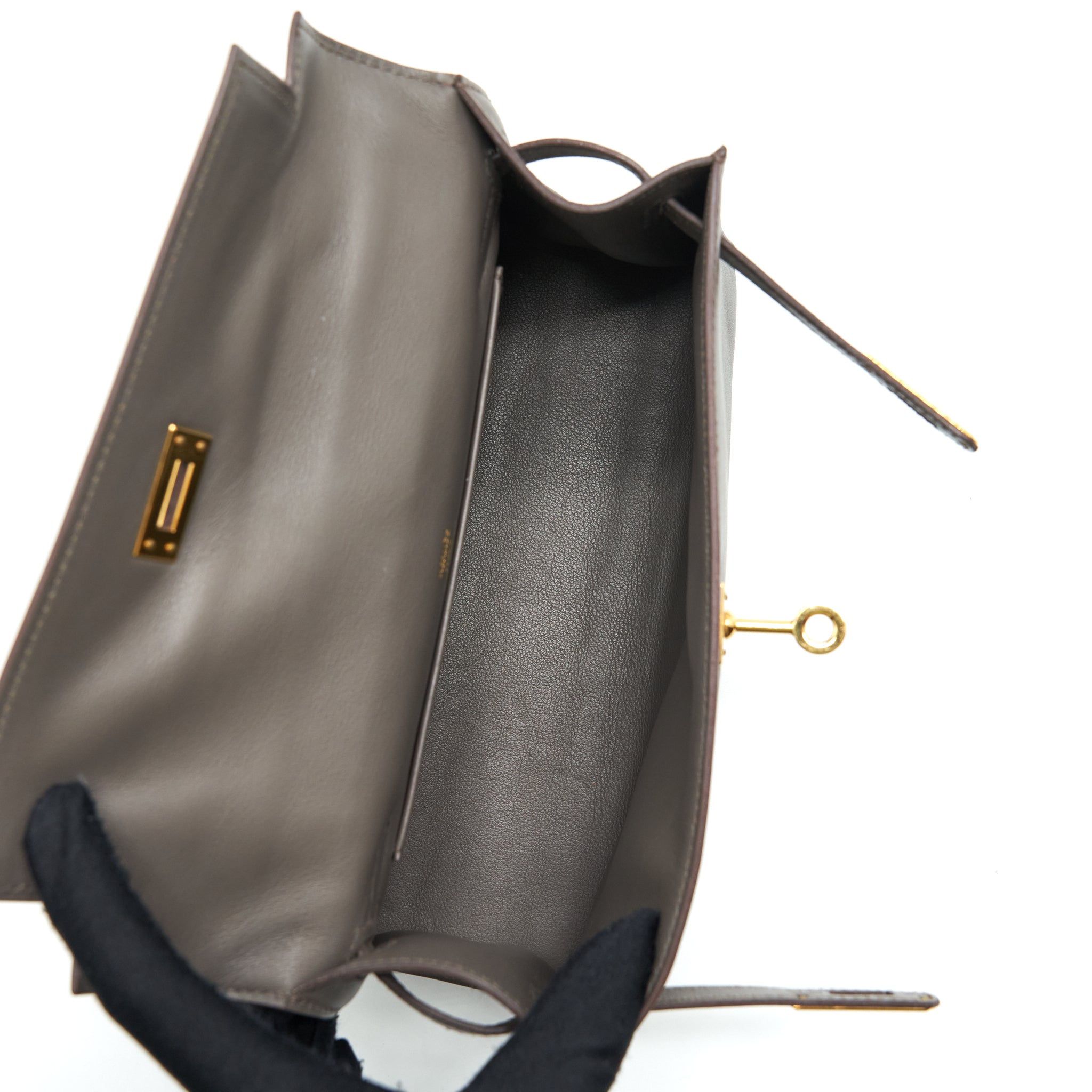 hermes-kelly-pochette-swift-8f-gris-etain-ghw-stamp-square-p