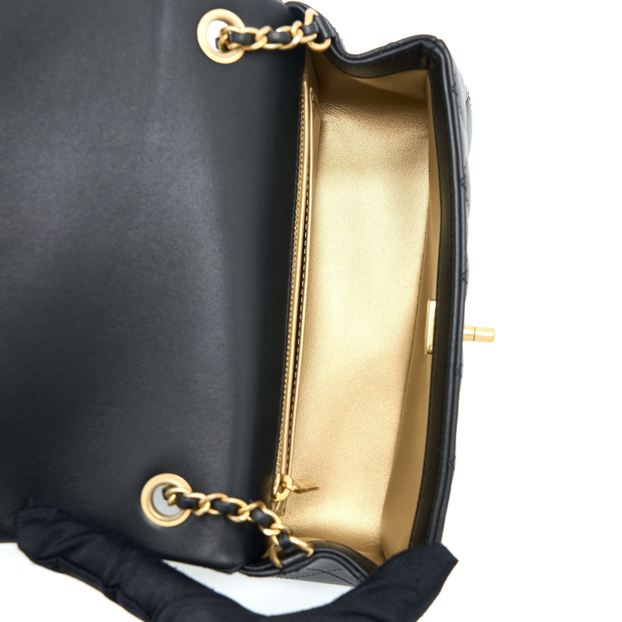 chanel-23c-pearl-crush-mini-rectangular-flap-bag-lambskin-black-ghw-microchip
