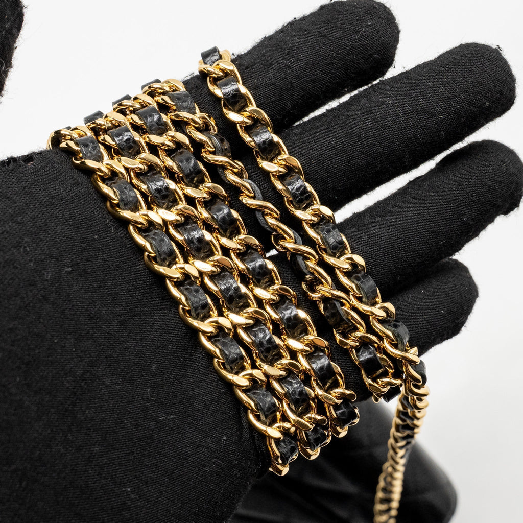 chanel-classic-wallet-on-chain-caviar-black-ghw-24