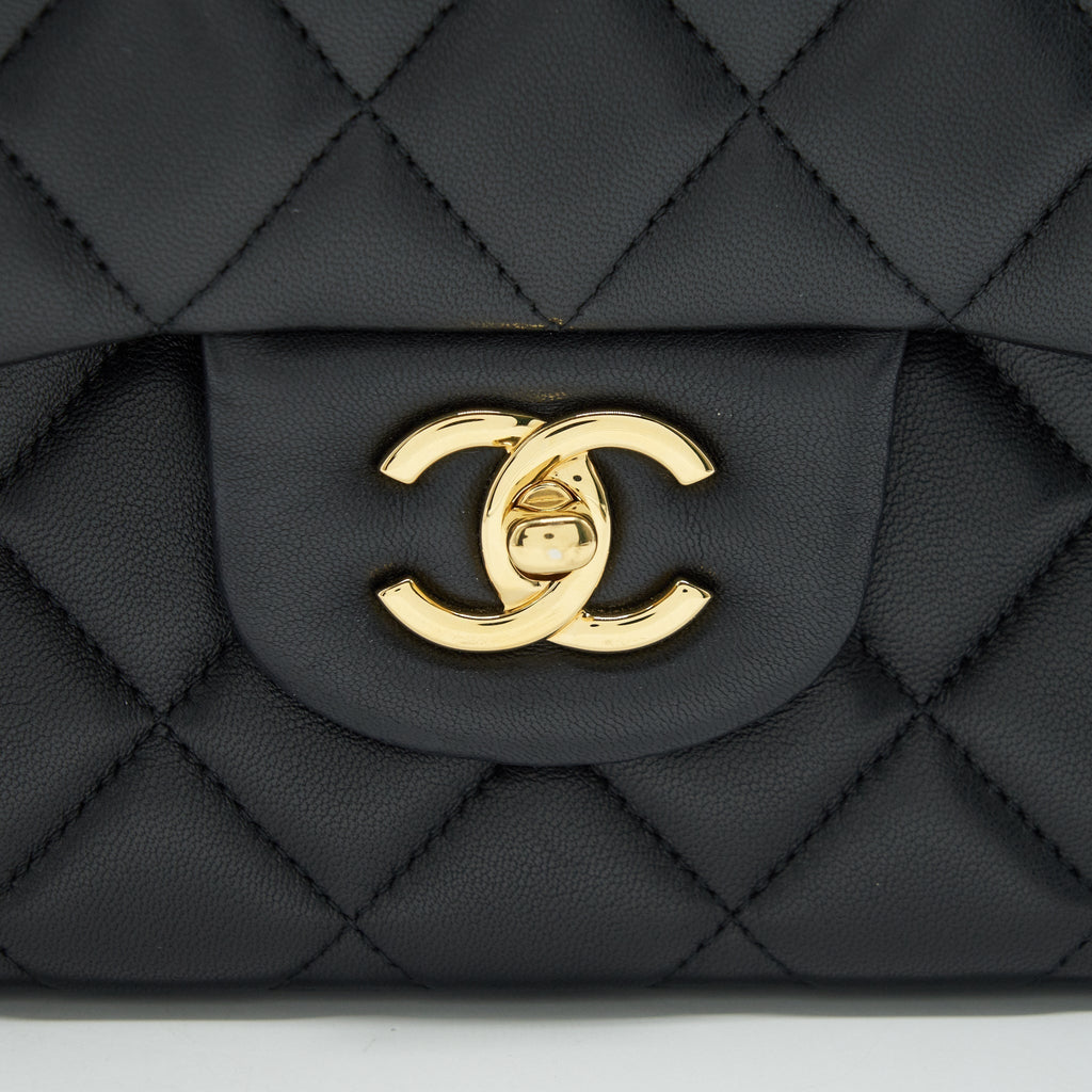 chanel-jumbo-classic-double-flap-bag-lambskin-black-ghw