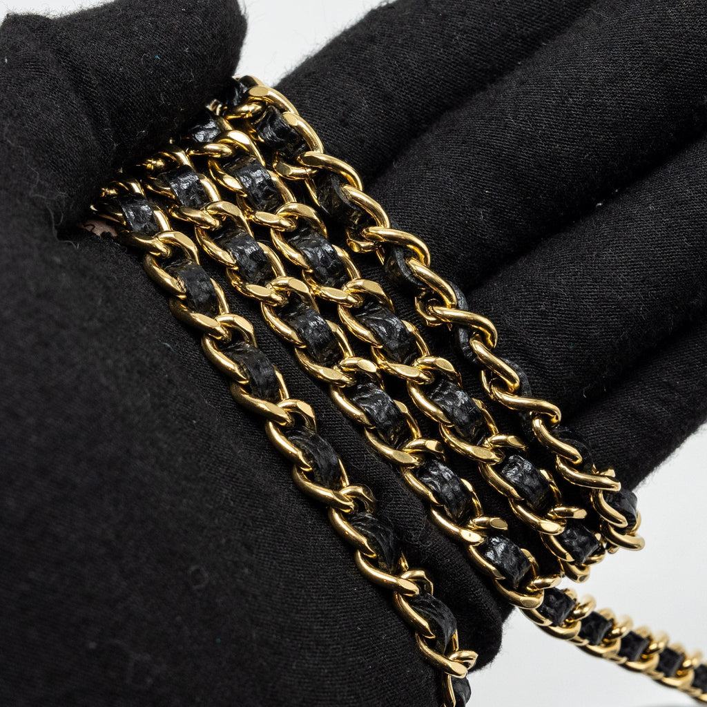 chanel-classic-wallet-on-chain-caviar-black-ghw-microchip-21