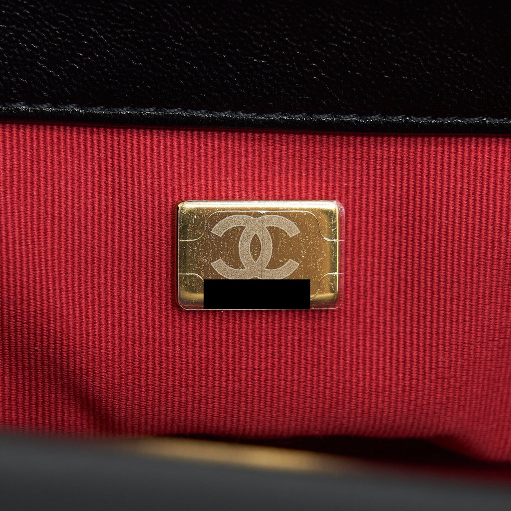 chanel-small-19-bag-lambskin-black-ghw-microchip