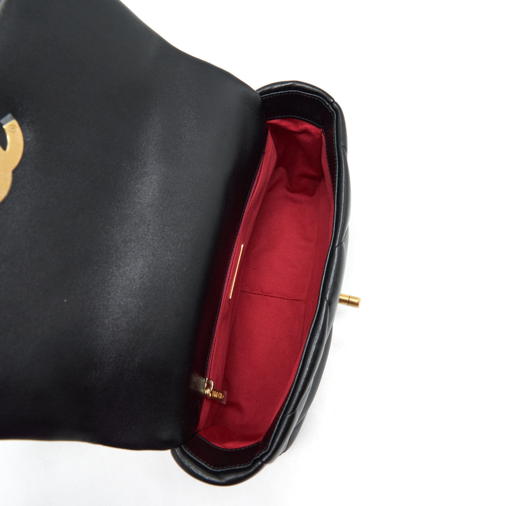 chanel-small-19-bag-lambskin-black-ghw-microchip