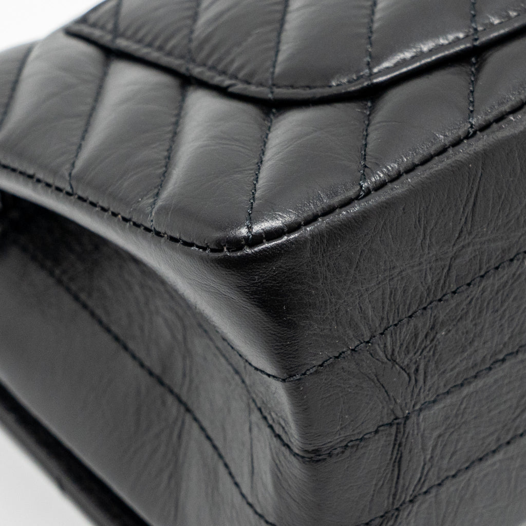 chanel-mini-2-55-reissue-chevron-calfskin-so-black-2