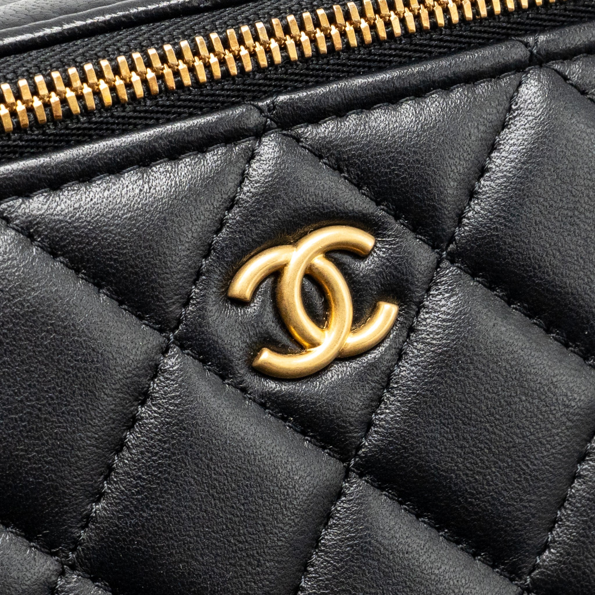 chanel-long-vanity-with-coco-charm-chain-lambskin-black-ghw-microchip