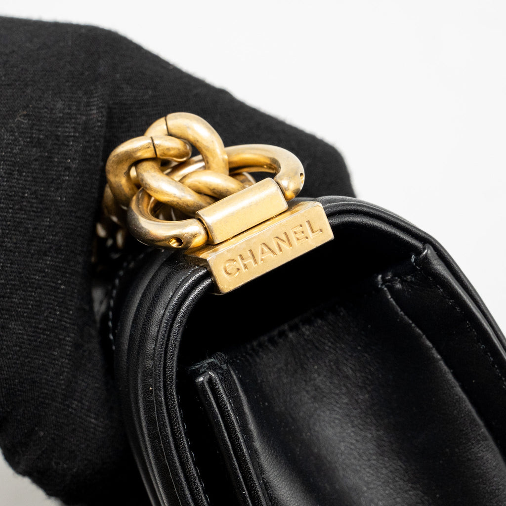 chanel-small-boy-bag-calfskin-black-ghwmicrochip