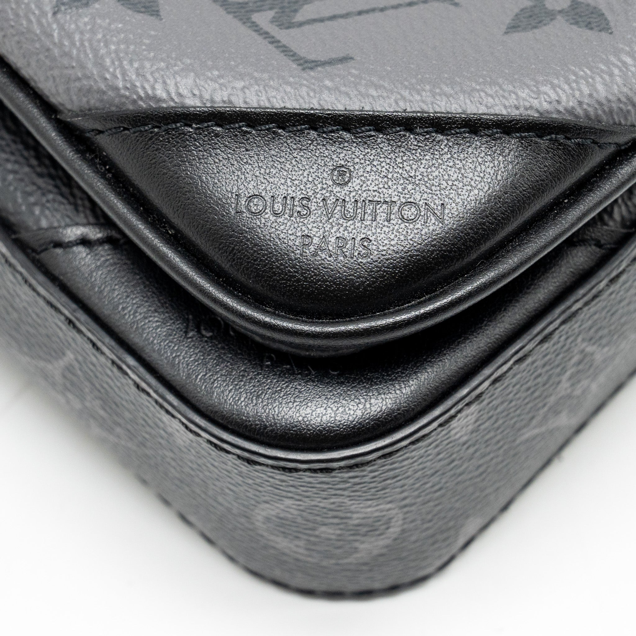 louis-vuitton-trio-messanger-monogram-eclipse-canvas-black-black-hardware
