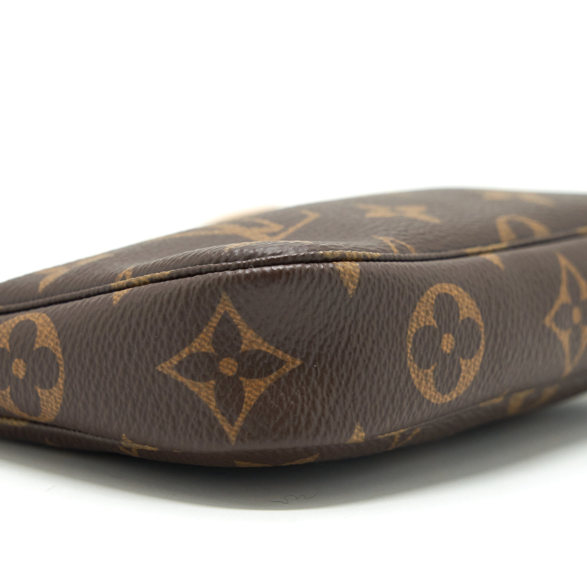 louis-vuitton-mini-pochette-accessories-year-2020-monogram-canvas