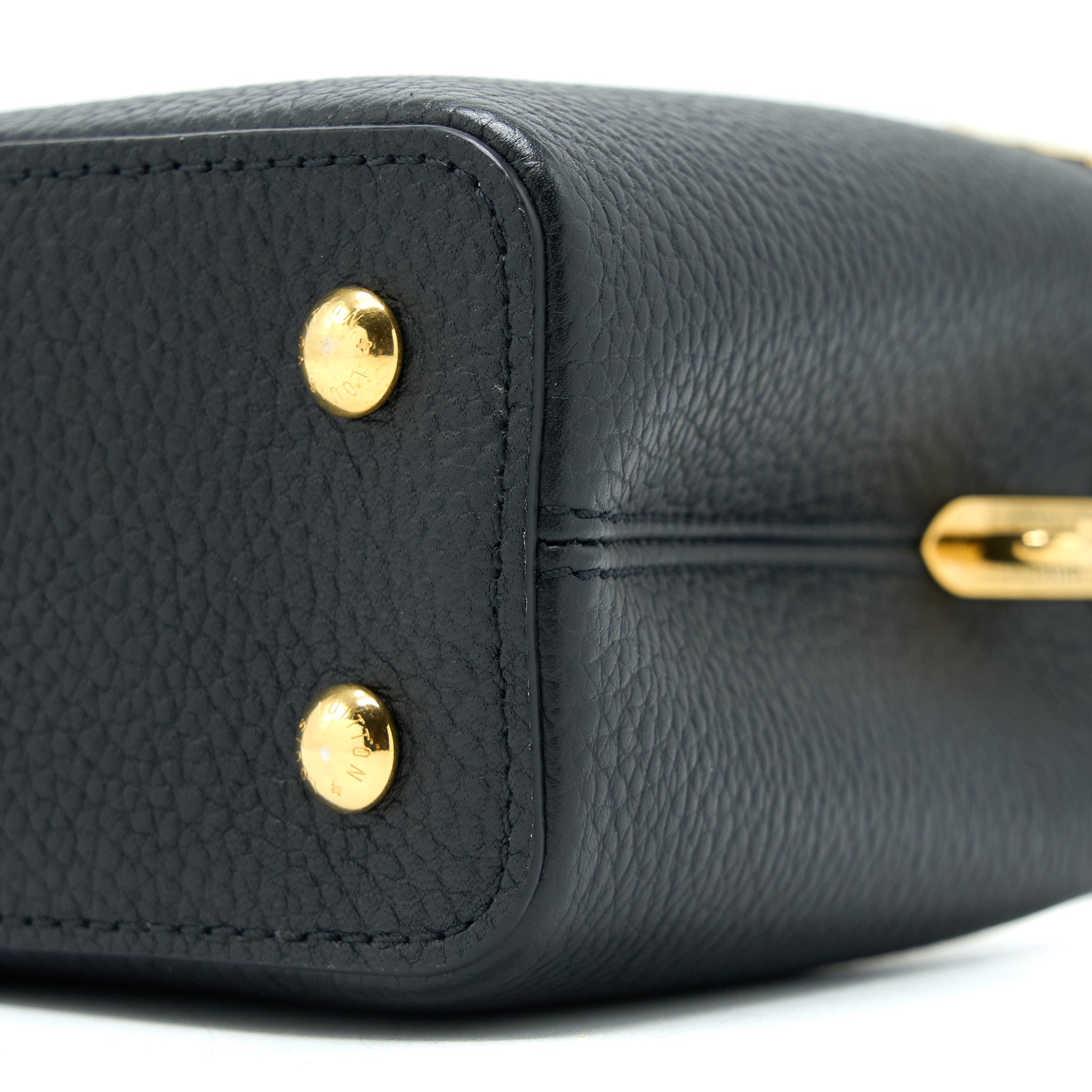 louis-vuitton-capucines-mini-taurillon-black-limited-edition-ghw-new-version