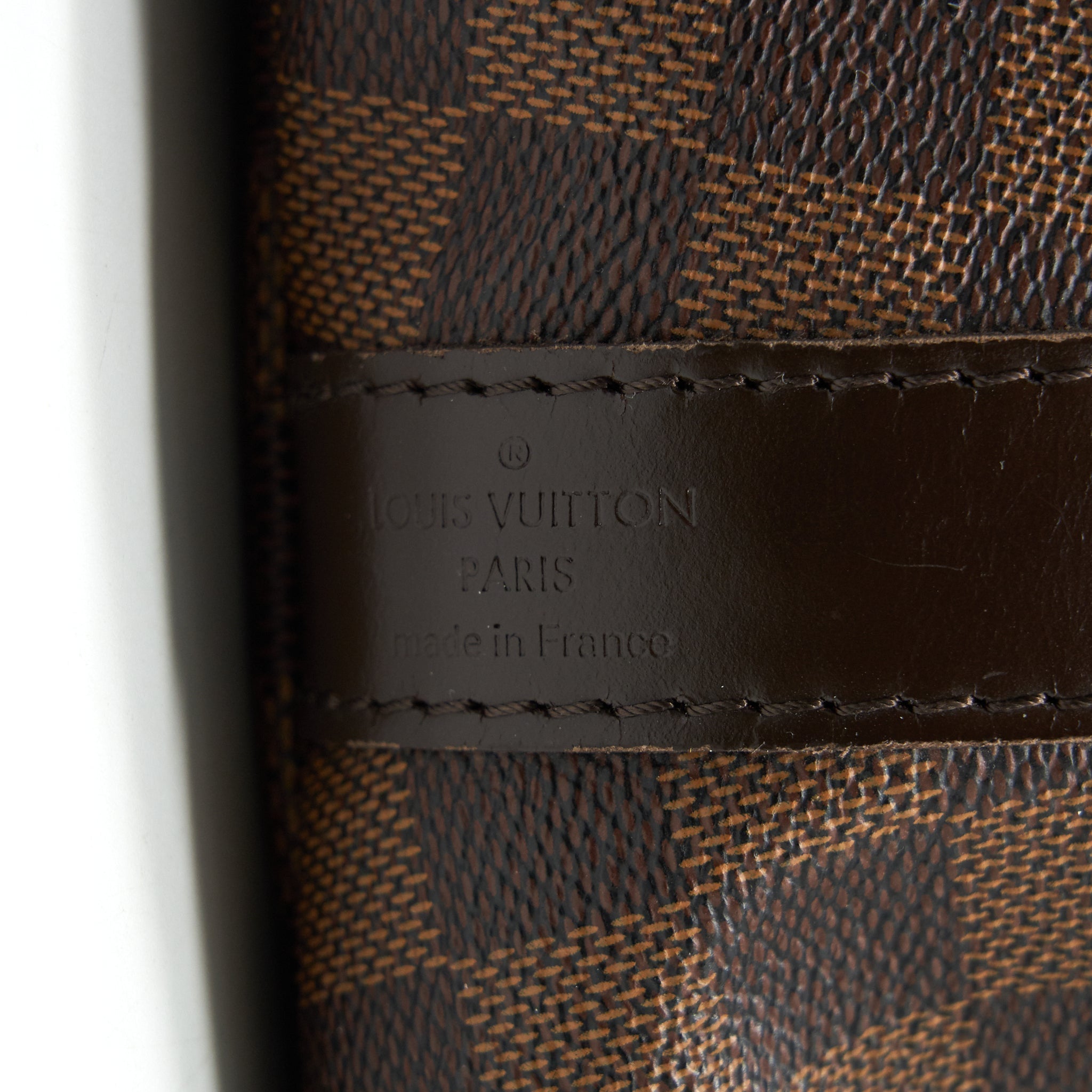 louis-vuitton-damier-ebene-luggag-bag